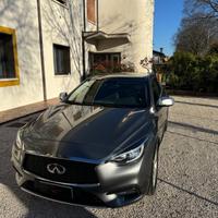 Infiniti Q30 PREMIUM TECH 4x4 - 2.2 - 170cv