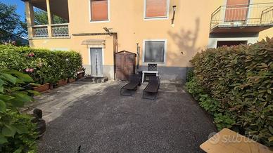 Valtellina ampio monolocale con giardino