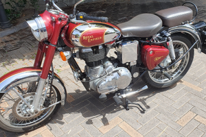 Royal Enfield da vetrina