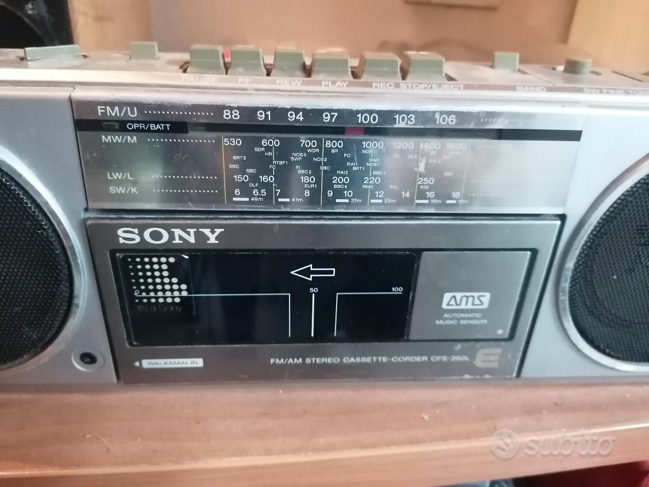 Stereo portatile anni 80 vintage - Audio/Video In vendita a Caserta