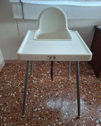 Seggiolone Ikea con vassoio