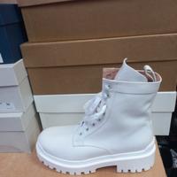 stivaletto modello anfibio