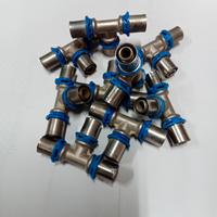 raccordi a T 18x18x18 x tubo multistrato a press