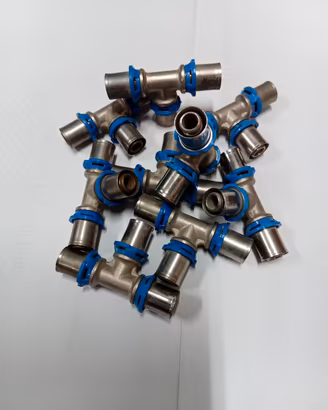 raccordi a T 18x18x18 x tubo multistrato a press