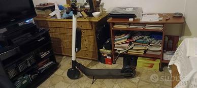 monopattino elettrico segway ninebot es4