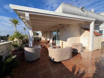 Mesagne splendito e rifinito ampio attico