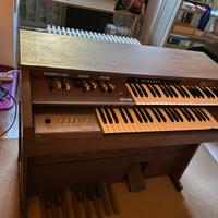 Organo Logan anni ‘70