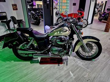 Honda VT 750 C2 Shadow - American Edition Green