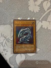 Carta yugioh drago bianco occhi blu
