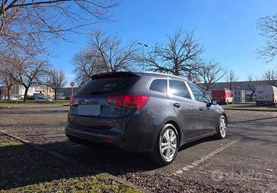 Kia Ceed SW 1.6 CRDi Cool Tagliandata 