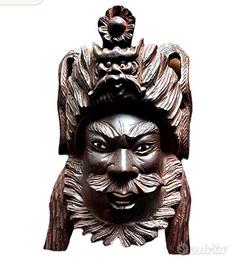Maschera legno vintage Gengis Khan