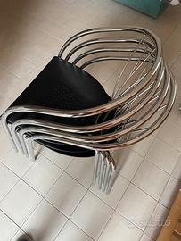 Sedie IKEA in plastica e metallo