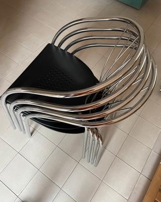 Sedie IKEA in plastica e metallo