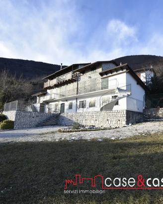 Mezzomonte Rustico su più livelli Rif. L355