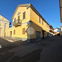 CASA SEMINDIPENDENTE A SALI VERCELLESE