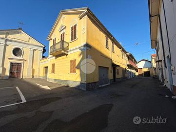 CASA SEMINDIPENDENTE A SALI VERCELLESE