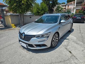 renault talisma ( 4 ruote sterzanti)