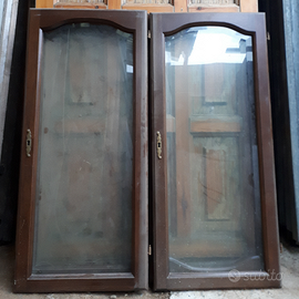 Antini vecchio mobile vetrinetta