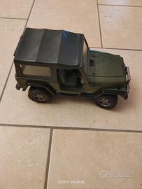 Giocattoli jeep Bruder 