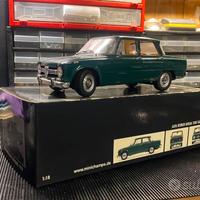 Alfa Romeo Giulia Super 1300 Minichamps Scala1/18