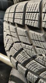 Pneumatici invernaly Good year