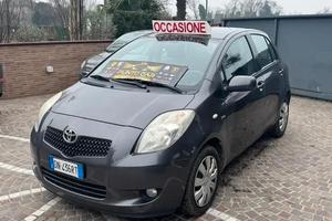 Toyota Yaris 1.4 D-4D 5 porte Navi