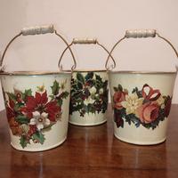 Porta vasi in metallo verniciato shabby
