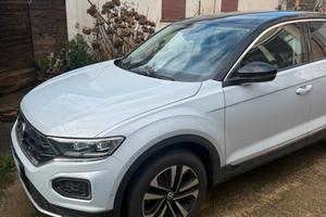 T-roc 2.0 tdi dsg 150 cv modello iq-drive
