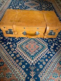 Valigia vintage in pelle per auto d’epoca