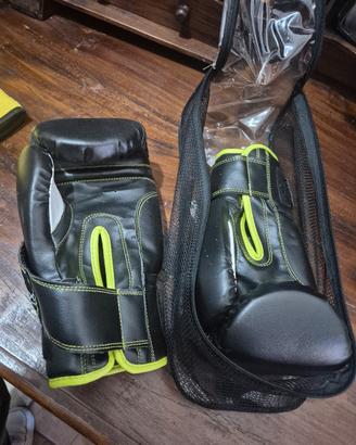 guanti pugilato box sport palestra attrezzi pesi