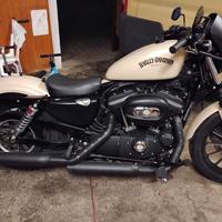 Harley sportster 883 iron del 2015