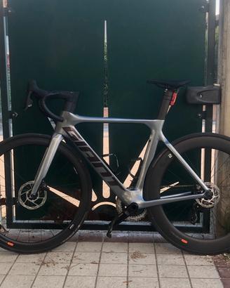 Giant  propel