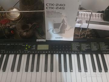 Tastiera Casio CTK 240 come nuova 