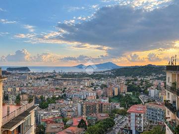 3 LOCALI A NAPOLI