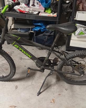 bicicletta ragazzino