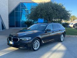 BMW 520 d xdrive Luxury T-Stock prezzo