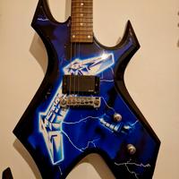 Chitarra elettrica B.C.Rich Bronze.