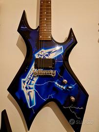 Chitarra elettrica B.C.Rich Bronze.