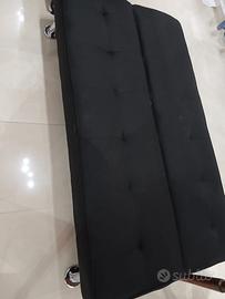 Divano letto nero estendibile di stoffa