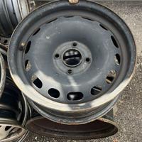 2 - CERCHI IN FERRO PEUGEOT 6,5X15 4X108 ET27 CB 6