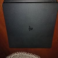 Playstation 4 con accessori