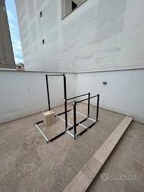 Stuttura per allenamento, sbarra e parallele e box