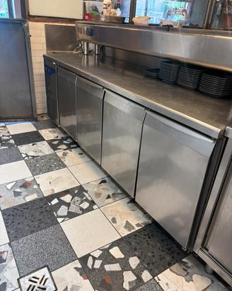 Tavolo refrigerato