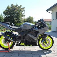 R6 2004