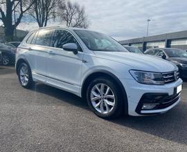 Volkswagen Tiguan 1.6 TDI R LINE esterno - OK...