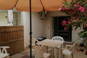 Settembre PT in villino a 50 mt dal mare