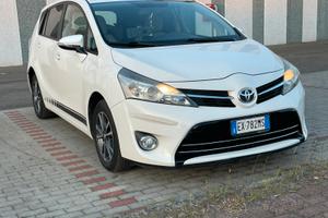 Toyota verso 2014 7 posti