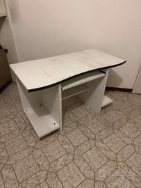 Tavolo PC Scrivania in legno bianca