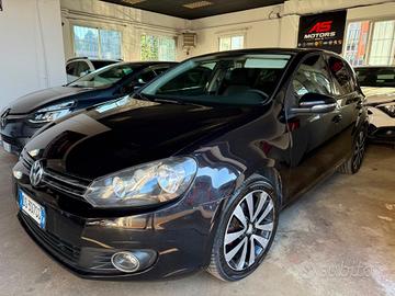 VOLKSWAGEN GOLF VI 1.6 BENZINA COMFORTLINE 5 PORTE