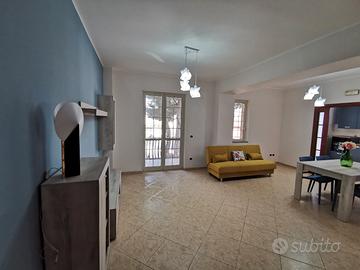 Stanze/Appartamento brevi periodi Bovalino Marina